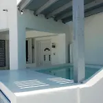 Sea Paradise Hotel 2*
