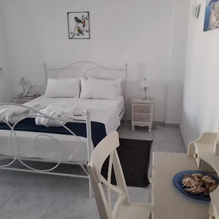 Sea Paradise Hotel 2*