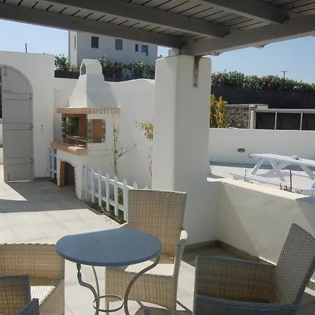 Sea Paradise Villas 2* Oia (Santorini)